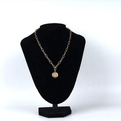 China Fashionable Minimalist Jewelry High Quality Custom Jewelry Vendors Stainless Steel 18k Gold Plated Oval Letter Link Chain Necklace for sale