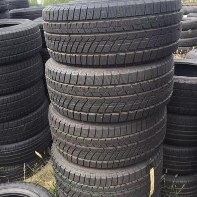 中国 鋼鉄放射状のもの半分は245/45R18道のタイヤを離れて235mmにタイヤをつける 販売のため