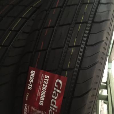 中国 ISO CCCの点235/80R16 PCRのすべての地勢は16インチ100000kmsを疲れさせる 販売のため