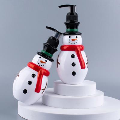 China Personal Care Manufacturer 310ml Shower Gel Doll Bottle Kids Cartoon Cute Snowman Christmas Plastic Shampoo Bottle For Xmas Gifts for sale