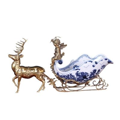 China Art Deer Cart Wine Rack Art Decor Living Room Wine Cabinet Entryway Decoration Wine Rack High Temperature Porcelain with Pure Copper for sale