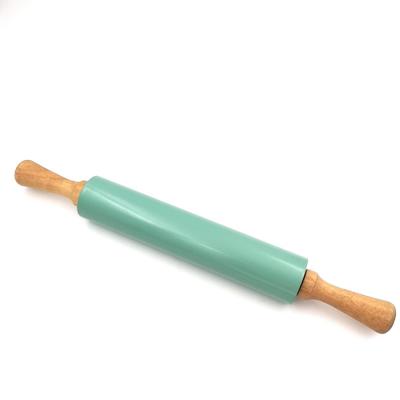 China Viable Colorful Nonstick Fondant Outdoor Wooden Handle Rolling Pin / Home Kitchen Tool for sale