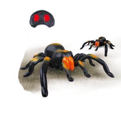 China Electric Infrared Control Plush RC Radio Pet Hobby Halloween Creepy Scary Soft Insect Crawling Halloween Soft Insect Led Spider Prank Alert Tricky Toy rc model for sale