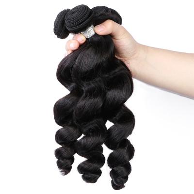 Cina Loose Wave Cuticle Aligned 10A Color Natural Loose Wave Brazilian Hair Bundle in vendita