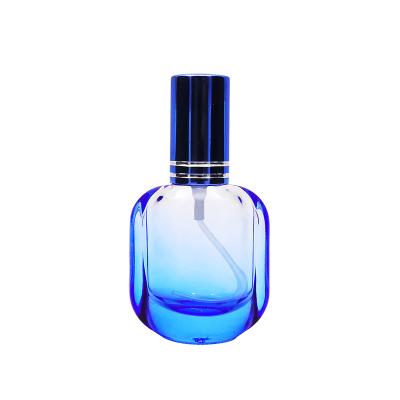 China Cosmetic Gradient Empty Blue Perfume Bottle 14ml Portable Glass Bottle for sale