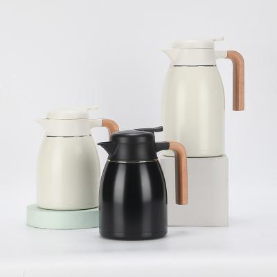 China Viable Vacuum Pitcher Stainless Steel Coffee Carafe Vacuum Jug Insulation Thermos Coffee Pot With Wooden Handle for sale