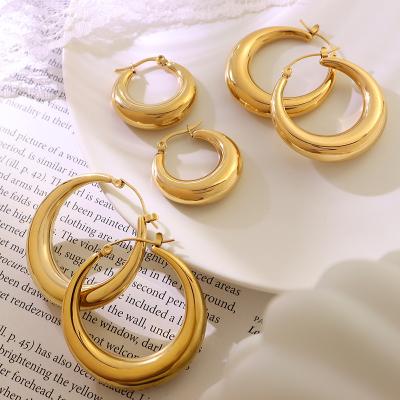 China Vintage Simple Design Tarnish Free 18k Gold Plated Stainless Steel Chunky Hoop Earrings Smooth Circle Thick Hoop Earrings for sale