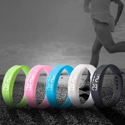 China Student Smart Kids Auto Date Wristband Sports Step Counting Wristband Vibrate Alarm Clock Date LED Electronic Watch One Dropshipping for sale