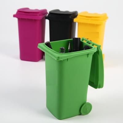 China Mini Plug Brush Factory Price Plastic Bin Pen Holder With Customized Logo for sale