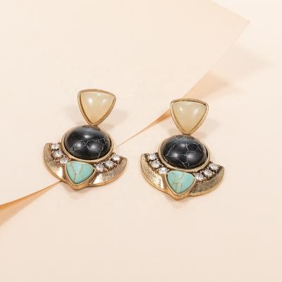 China New Design Fashion New Fancy Jewelry Luxury Natural Semi-precious Stones Rhinestone Pave Unique Shape Dangle Vintage Style for sale