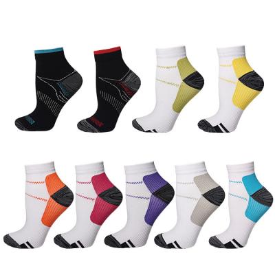 China SHUMON QUICK DRY Women's Multipack Bolt Performance Comfort Fit No-Show Funny Sports Socks for sale