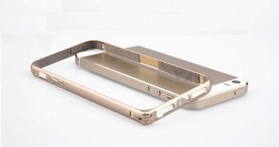 Chine Couvertures de butoir en métal d'Iphone de cadre en aluminium à vendre