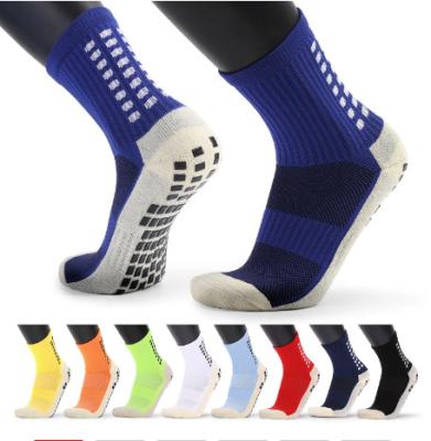 China New men's breathable sports thongs thick towel lower men's Mid-tube distributing non-slip football thumps basketball socks sports stockings for sale