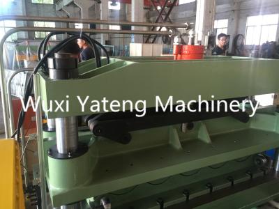 China Cr12Mov Cutter Material Metal Forming Machinery , Color Steel Sheet Floor Tile Making Machine for sale