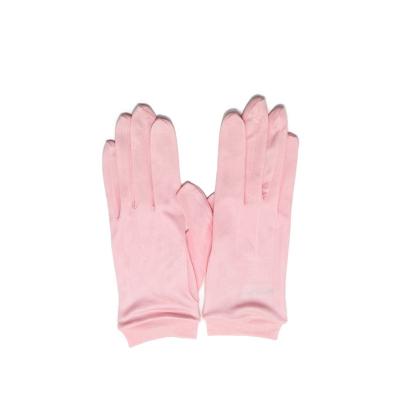 China Antibacterial Customize Your Private Logo On Silk Gloves Skin Friendly And Breathable Silk Gloves for sale