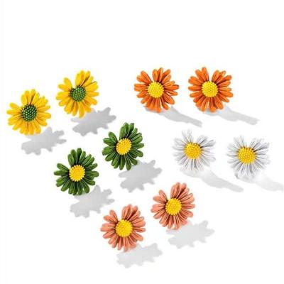 China New Arrival S925 Environmental Friendly Silver Flower Daisy Earrings For Women Girls Summer Needle Earrings for sale