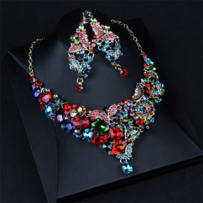 China Colorful Crystal Clavicle Chain Woman Fashion Evening Dress Vintage Exaggerated Necklace Gem Necklace Earring Set for sale