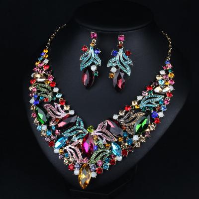 China High Quality Crystals Luxury Bling Wedding Jewelry Sets Color Necklace Earrings Bridal Wedding Jewelry Sets for sale