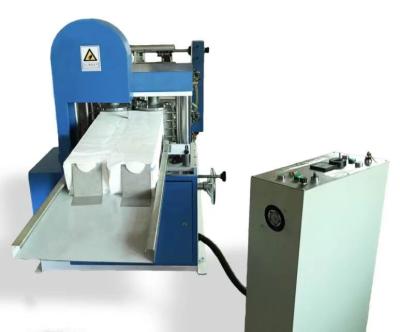 China Hotels latest high quality napkin paper cutting and toilet paper processing machines for sale