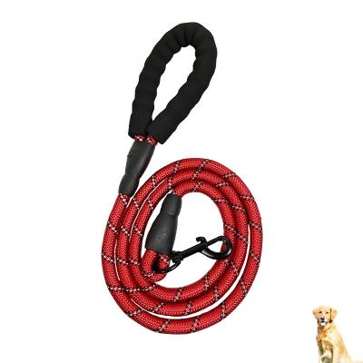 China Custom Soft Pet Dog Leash Rope M28666 Handle Outdoor Sports Pet Leash Durable Nylon Reflective Pet Leash for sale