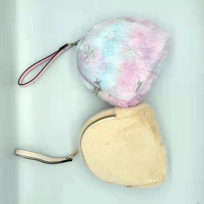 China Anti-theft Heart Purse Sets Small Furry Faux Fur Heart Purse Ladies Mini Designer Kid Little Girls Women's Purses and Handbags for sale