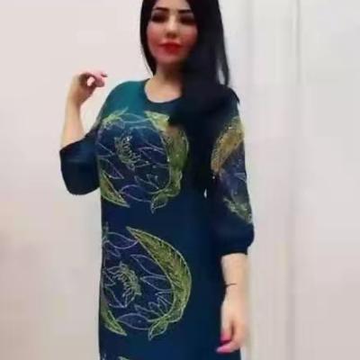 China Sustainable Muslim robe inlaid with exquisite three-dimensional pattern diamond women's fashion elegant European and American dress for sale