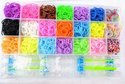 China 2014 hot selling2000pcs loom bands sets & rubber bands whoelsale for sale