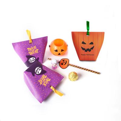 China Wholesale 2021 Modern Halloween Trick Or Treat Bag Pumpkin Paper Gift Box Goodie Bag For Kids for sale