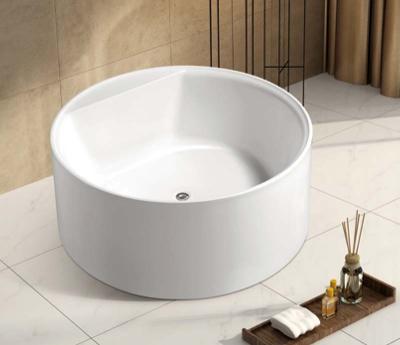 China Freestanding Simple Round Bathroom Acrylic Bathtub For Home for sale