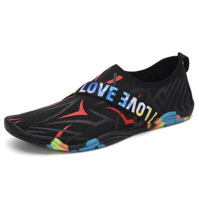 China Fashion\Comfortable\Durable\Breathable\Lit Beach Aqua Slip On Water Swimming Shoes Walking On Water Skin Wading Shoes for sale