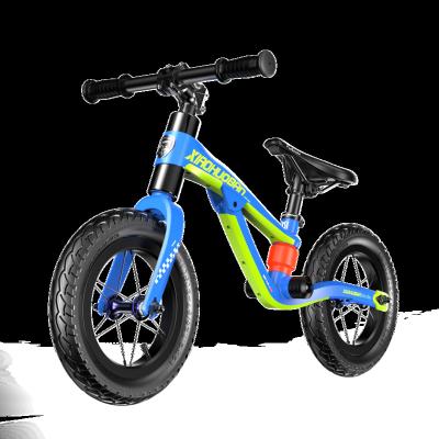 China Ride On Toy Hot Selling Classic Pedals Magnesium Balance Bicycle Kids Balance Bike For 2-6 Years Old Kids for sale