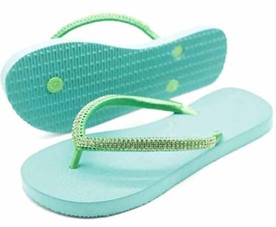 China Waterproof rhinestones flip flops ODM women tongs slipper for sale