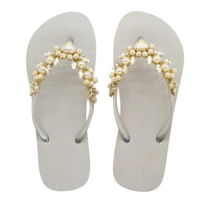 China Factory Luxury Fashion Trend Rubber Women's Rhinestone Flip Flops for sale