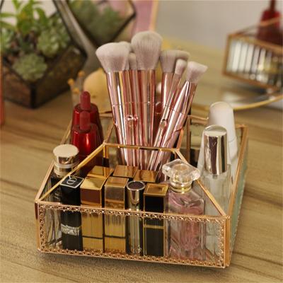 China Dresser Sustainable Rotate Design Lipsticks Organizer Perfume Storage Makeup Organizer 360 Rotating for sale