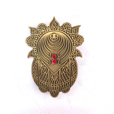 China USA Making Custom Lapel Pin Metal Badge No Enamel Die Struck Antique Pins for sale