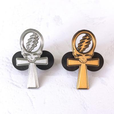 China USA Custom Design Metal Pin Souvenir Badge Die Struck Souvenir Pins for sale