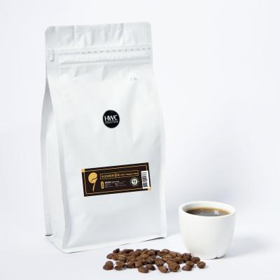 China Caffeinated HWC New Classic Coffee Beans Coffee Roasted Arabica Blend Concession Wholesale Products for sale