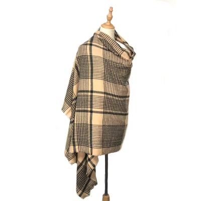 China Women Winter Plaid Check Polyester Brand Unique Winter Scarf Super Soft Squishy Shawls Wholesale Custom Famous Soft Scarf for sale