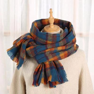 China Winter Scarf Moq Custom Women's Scarves Fashion Plaid Polyester Shawl Colorful Blanket Scarf Low for sale