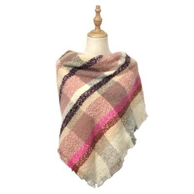 China OEM Polyester Fashionable Buckle Winter Triangle Lattice Shawl Cashmere Plaid Covering Scarf For Women for sale