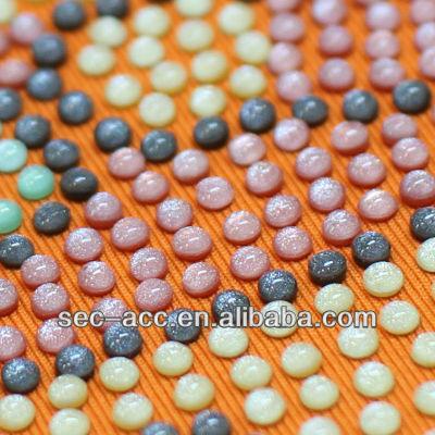 China Flatback Shipped From Cambodia Wholesale Hot Sale Little Chick Cute Pearlized Motif Colored Rhinestones for sale