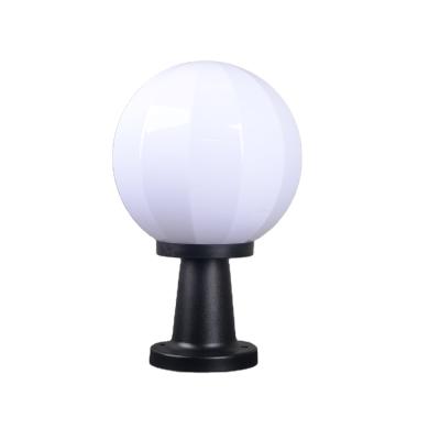 China Garden Lighting Acid Resistant Shatterproof Acrylic Plastic Globe Outdoor Wall Lighting for sale