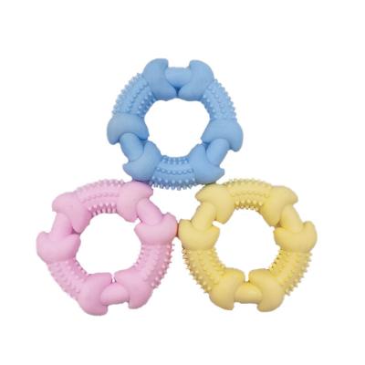 China Sustainable Druable TPR Round Shape Rubber Toy Teeth Cleaning Ring Chew Dog Toy for sale