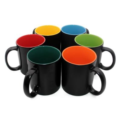 China Disposable Cheap Customized Ceramic Coffee Mug Black Color Inside Black Mug for sale