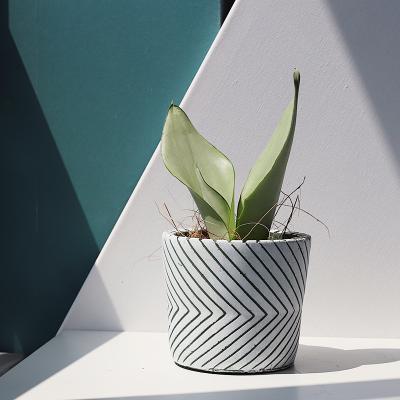 China Durable Material Cute Indoor Concrete Flower Pot For Plan Flower Green Geometric Flower Vase for sale