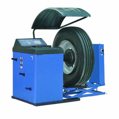 China Light Truck And Bus Wheel Balancing Machine With CE Certification 1230*990*1430mm for sale