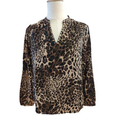 Cina Bluse casuali delle donne lunghe della manica della stampa del leopardo del collo a V in vendita