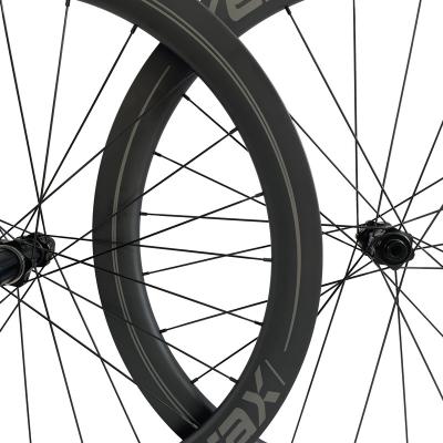 China Road Bikes Factory Direct Wholesale 700c Road Bike Anvil Wheel Set Suitable For 9 - 11speed Carbon Fiber Wheelset for sale