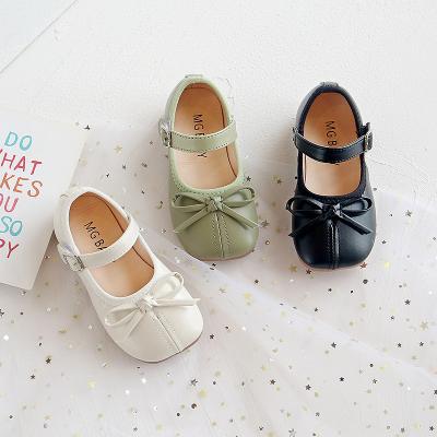 China 2021 Summer Fashion Baby Girl Leather Shoes Anti-slippery Grandma Shoes Soft Sole Girls Small Bow Princess Shoes for sale