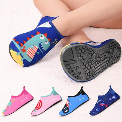 China Snorkeling Kids Bath Socks Beach Baby Shoes Electrically Heated Soft Indoor Slipper Floor Boys and Girls Kids Anti-skid Home Barefoot Slippers for sale